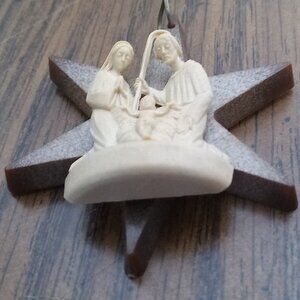 Brown And Tan Plastic Mangere Star Ornament